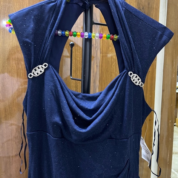 🚨 SALE 🚨 Navy Blue Glitter Gown Dress - size 6P - Picture 3 of 15
